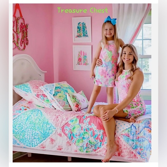 Lilly Pulitzer Paradise Found Girls Dress. Size 3 available! Like New! - Picture 2 of 11